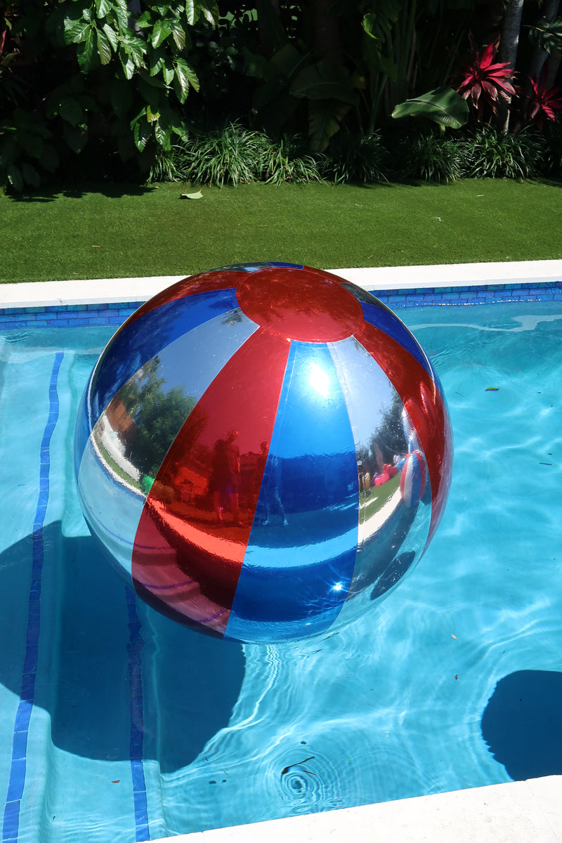 Big Shiny Beach Balls