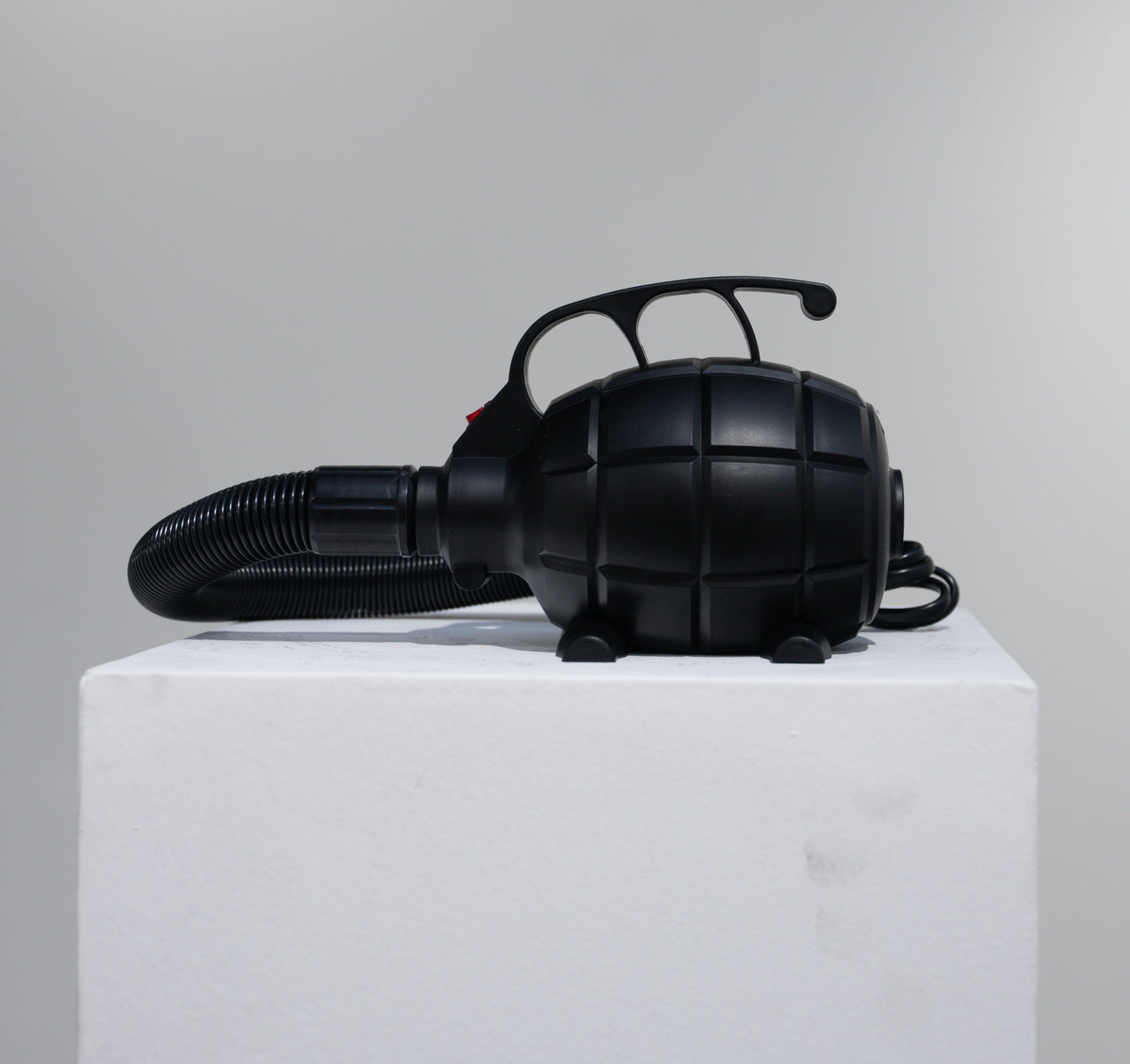 How to Inflate, Deflate, Store & Care for Your Inflatable Balls